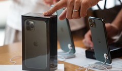 Thỏa thuận thương mại ban đầu của Tổng thống Mỹ Donald Trump với Trung Quốc đã giúp Apple thoát được khoản thuế 15% đối với các sản phẩm quan trọng của công ty. Ảnh: Bloomberg