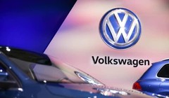 Nhà sản xuất ô tô Đức Volkswagen sẽ không đổi tên Hoa Kỳ thành “Voltswagen. Ảnh: CNBC