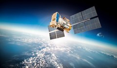 Các ông lớn công nghệ như Amazon, SpaceX, OneWeb liên tục đổ tiền đầu tư Internet vệ tinh. Ảnh: TechCrunch