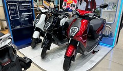 Chịu sức ép từ VinFast, loạt xe máy điện Nhật Bản giảm giá