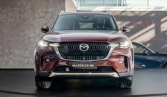 Cận cảnh bộ đôi "xe sang" vừa được Mazda đưa tới Việt Nam, có động cơ hybrid cắm sạc