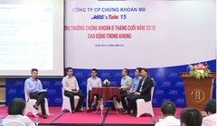Khung cảnh hội thảo MBS Talk 15 với chủ đề: Thị trường chứng khoán Việt Nam 6 tháng cuối năm 2018 - "Dao động trong khung" 