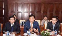 Ông Kim Jung Tai mong muốn đóng góp vào sự phát triển của khu vực ngân hàng tại Việt Nam (Nguồn: SBV)