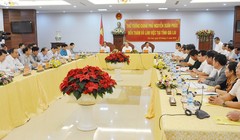 Quang cảnh buổi làm việc của Thủ tướng Chính phủ Nguyễn Xuân Phúc và lãnh đạo tỉnh Gia Lai (Nguồn: gialai.gov.vn)