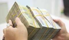 Trong sáu tháng đầu năm 2019, ngân sách nhà nước (NSNN) thặng dư tới gần 80.000 tỉ đồng. Ảnh: THÀNH HOA 