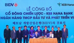 Toàn cảnh buổi lễ công bố ký kết thỏa thuận hợp tác chiến lược giữa BIDV và KEB Hana Bank vào tối ngày 11/11