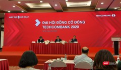 Ban chủ tọa phiên họp ĐHĐCĐ thường niên năm 2020 của Techcombank (Ảnh: P.D)