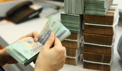 Lãi suất huy động tăng nhẹ ở một số ngân hàng nhỏ