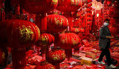 Trung Quốc đã đảo ngược chính sách zero-COVID vốn kìm hãm đà tăng trưởng (Ảnh: Getty)