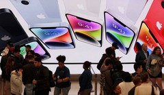 Doanh số bán iPhone tại Trung Quốc khiến kết quả kinh doanh của Apple vượt kỳ vọng (Ảnh: Reuters)