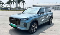 Jaecoo J7 PHEV giảm giá “sát sàn” để đấu BYD Sealion 6