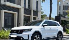 Xe SUV giảm hàng trăm triệu đồng: Santa Fe, Sorento, Forester xả hàng