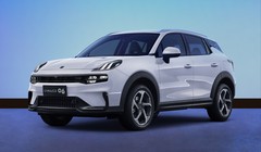 Lynk & Co 06 Core Plus giá 679 triệu đồng có gì để đấu Mitsubishi Xforce?