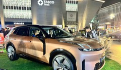 Lynk & Co 08 hybrid có gì để thách thức Hyundai Santa Fe, Ford Everest?