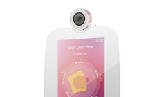 Gương thông minh. Ảnh: The Fast Company