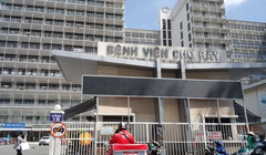 Bệnh viện Chợ Rẫy TP.HCM, một trong những bệnh viện chữa thận nổi tiếng của Việt Nam