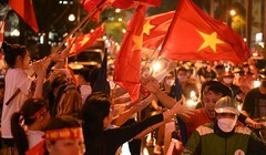 U23 Việt Nam giành HCV SEA Games, nhuộm đỏ cả đường phố