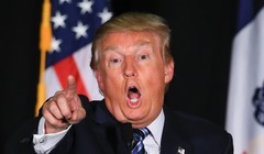 Ông Trump tới tấp ra đòn nhằm vào Trung Quốc