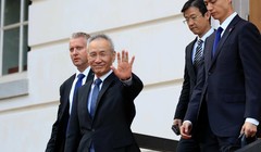 Phó Thủ tướng Lưu Hạc lần này đến Mỹ không với tư cách "đặc sứ của Chủ tịch Tập Cận Bình" được cho là ảnh hưởng đến kết quả đàm phán