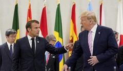 Tổng thống Pháp Emmanuel Macron phê phán hành động của Mỹ bỏ rơi đồng minh và cho rằng hiện NATO đã trong tình trạng "chết não".