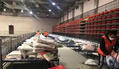 Trong 2 ngày 3 và 4/2, thành phố Vũ Hán đã lập thêm 11 bệnh viện tạm mới để thu nhận điều trị tập trung các bệnh nhân nhẹ đang phải cách ly tại gia đình (Ảnh: Guancha)