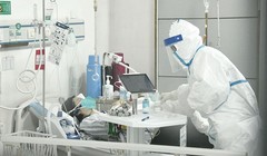 Số người mắc bệnh và số ca tử vong ở Trung Quốc đều tăng nhiều trong ngày hôm qua (Ảnh: Đa Chiều)