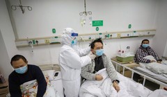 Vũ Hán thực hiện mọi người bệnh đều được đưa vào điều trị tập trung trong các bệnh viện (Ảnh: Đa Chiều)