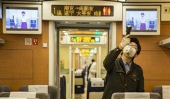 Hoạt động vận tải hành khách ở Trung Quốc đang dần được khôi phục (Ảnh: Đông Phương).