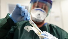 Bộ kit thử nhanh của Trung Quốc có độ chính xác thấp gây tranh cãi ở một số quốc gia (Ảnh: AFP).