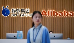 Việc cổ phiếu của Ant bị hoãn IPO trên sàn Thượng Hải và Hồng Kông đã gây thiệt hại lớn cho cả Ant Group, Alibaba lẫn ông Mã Vân (Ảnh: Reuters).