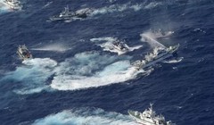 Tàu công vụ Nhật và Trung Quốc đụng độ nhau trên vùng biển Senkaku/Điếu Ngư (Ảnh: zhihu).