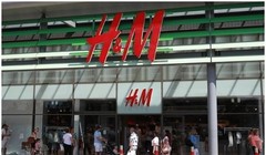 Vơ]israel việc tẩy chay bông và không hợp tác làm ăn với Tân Cương, Tập đoàn H&M có thể bị thiệt hại nặng (Ảnh: Đông Phương).