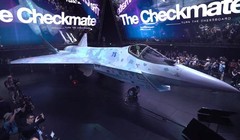 Ngày 20/7, bản mẫu chiếc máy bay chiến đấu tàng hình thế hệ 5 của Nga đã lộ diện (Ảnh: Đông Phương)