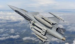 Chiến đấu cơ JAS-39 với các loại vũ khí mang theo (Ảnh: Chinatimes).