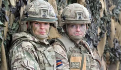 Một phần mười nữ binh sĩ Anh ở Afghanistan phải về nước sớm do mang thai (Ảnh: QQ).