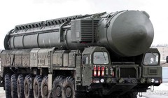 Tên lửa liên lục địa RS-28 Sarmat của Nga, phương Tây gọi là "Satan-2" được Nga coi là tên lửa hạt nhân tầm xa uy lực mạnh nhất thế giới (Ảnh: RIA).
