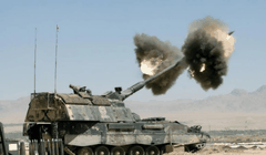 Pháo tự hành PzH 2000 của Đức viện trợ cho Ukraine có thể sử dụng để bắn đạn M982 Excalibur dẫn đường bằng GPS (Ảnh: Toutiao).