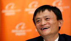 Người sáng lập tập đoàn Alibaba đã trở thành cổ đông lớn nhất của tập đoàn này thay tỉ phú Nhật Bản Masayoshi Son (Ảnh: Sohu)