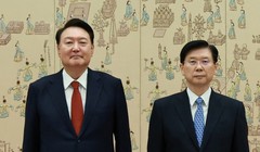 Tổng thống Yoon Suk Yeol và Giám đốc an ninh Park Jong-joon. Ảnh: MK.