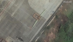 Chiếc UAV WZ-9 trong bức ảnh chụp ngày 24/2. Ảnh: TheWarZone.