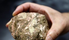  Trữ lượng đất hiếm của Trung Quốc đứng hàng đầu thế giới. Ảnh: Reuters. 