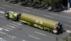 Tên lửa liên lục địa Đông Phong-5B của Trung Quốc. Ảnh: QQnews.