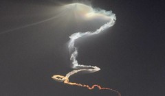 Hình ảnh về quỹ đạo bay của tên lửa lạ đêm 18/6 gây nên những đồn đoán. Ảnh: Chinatimes.