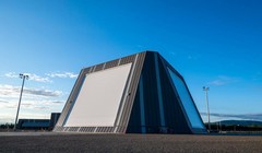 Hệ thống radar tầm xa cảnh báo sớm LRDR của Mỹ ở Alaska. Ảnh: BQP Mỹ.