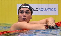 Benedetta Pilato khi về đích tại Giải vô địch bơi lội thế giới năm 2022. Ảnh: AFP.