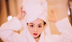 Hotgirl khoe giàu "Eva" Lý Thái Vân, vợ của ông trùm Prince Group Chen Zhi. Ảnh: KKnews.