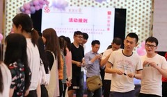 Theo Niên giám thống kê Trung Quốc năm 2023, Trung Quốc có 240 triệu người độc thân và đang tiếp tục tăng. Ảnh: Creaders.