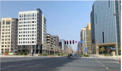 Khu mới Hùng An ở tỉnh Hà Bắc, đầu tư xây dựng lớn nhờ trái phiếu nhưng giờ đây vắng vẻ. Ảnh: Creaders.