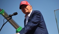 Ông Trump tuyên bố không tranh cử năm 2028 nếu thua bà Harris vào tháng 11 này (Ảnh: NYP)