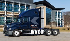 Xe vận tải thử nghiệm sử dụng amoniac chuyển hóa hydro cho pi nhiên liệu. Ảnh CNBC